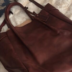 Burgundy Old Trend bag in New Condition